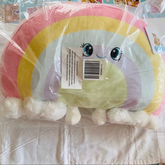 NWT Pillow Rainbow Super Soft and Extra Large size. - Picture 3 of 9